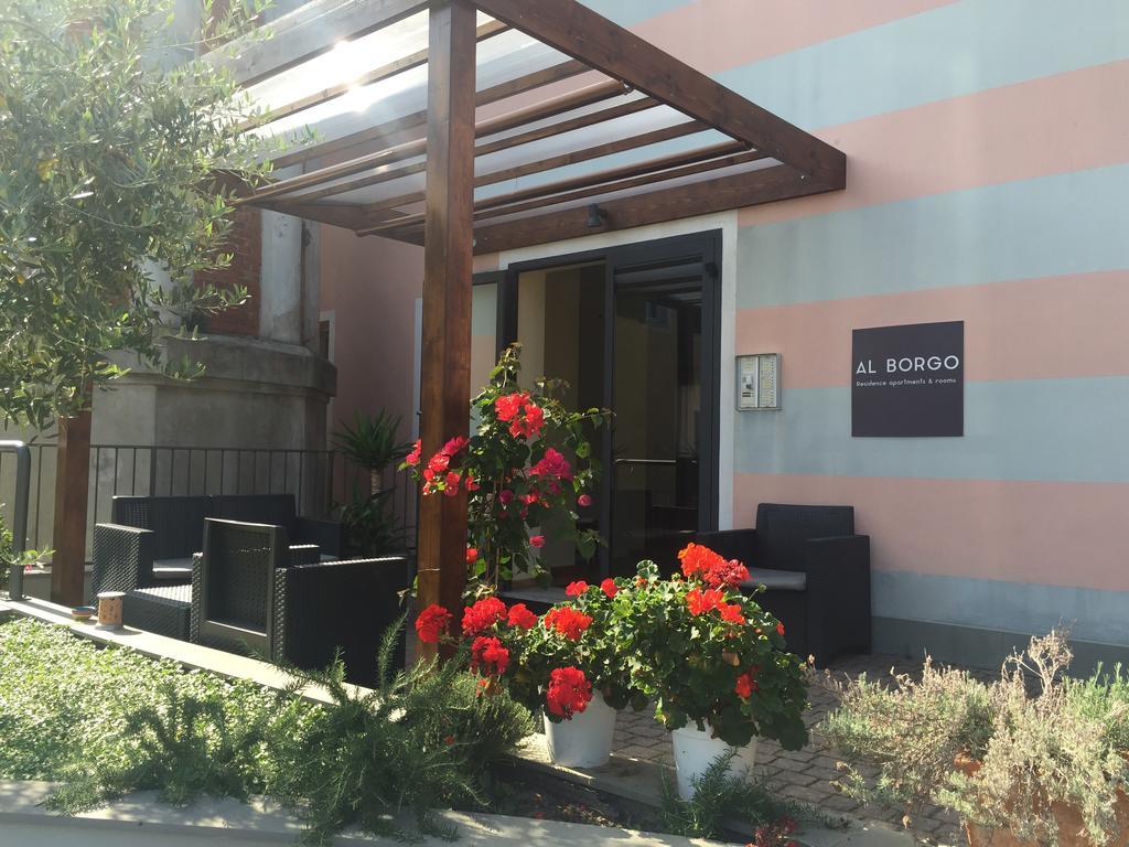 Al Borgo Aparthotel Sarzana Kültér fotó