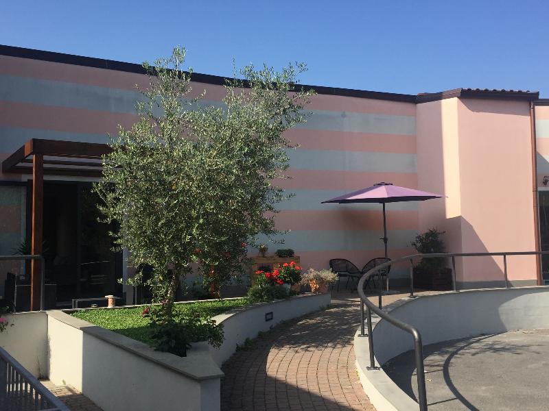 Al Borgo Aparthotel Sarzana Kültér fotó